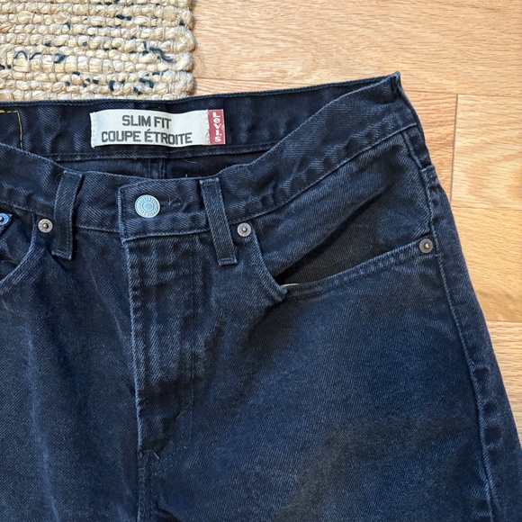 Vintage Levi’s slim straight washed black jeans - Picture 2 of 5